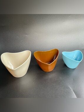 Rachael Ray Precidio Melamine Heart Shaped Nesting Measuring Cups, Set of 3